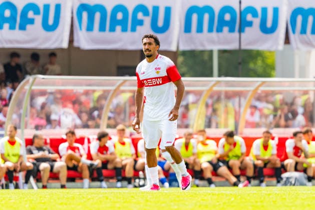 Testspiel: TSG Balingen vs. VfB Stuttgart; 19.07.2026 Balingen, GERMANY - 19. July 2027: Tiago Tomas (VfB Stuttgart, 8) während dem Testspiel zwischen der TSG Balingen und dem VfB Stuttgart in der BIZERBA ARENA, Balingen. *** Friendly Match: TSG Balingen vs. VfB Stuttgart, July 19, 2026, Balingen, GERMANY; July 19, 2027; Tiago Tomas, VfB Stuttgart, No. 8, during the friendly match between TSG Balingen and VfB Stuttgart at the BIZERBA ARENA in Balingen Copyright: xBEAUTIFULxSPORTS Steinx