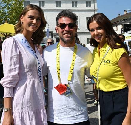 15e étape du tour de France, Champagnole, 19 juillet 2026. PHOTOPQR LE PROGRES Philippe TRIAS - 19 07 2026 - 15e étape du tour de France, Champagnole, 19 juillet 2026. -15e étape du tour de France, Champganole Plateau de Solaison. Séance photo avec Miss Jura 2026 et Mark Cavendish. - CYCLING TOUR DE FRANCE STAGE 15 stage 15 of the 2026 Tour de France cycling race, a stage of 184km from Champagnole to Plateau de Solaison, on Sunday 19 July 2026. The 113th edition of the Tour de France starts on Saturday 4 July in Barcelona, Spain, and will finish in Paris, France on the 26th of July. Jura Franche-Comté France  Copyright: xPHOTOPQR LExPROGRES MAXPPPxPhilippexTRIASx 20260719LPL8442 20260719LPL8442