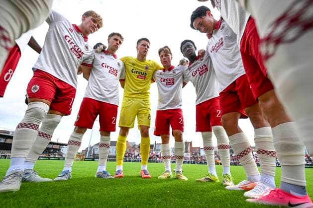Sporting Hasselt v Royal Antwerp FC - Jupiler Pro League Friendly HASSELT, BELGIUM - JULY 19 : Renders Semm defender of Royal Antwerp FC, Verstraeten Andreas midfielder of Royal Antwerp FC, Devalckeneer Niels goalkeeper of Royal Antwerp FC, Van Helden Rein defender of Royal Antwerp FC, Fofana Modibo midfielder of Royal Antwerp FC, Tsunashima Yuto midfielder of Royal Antwerp FC during the Jupiler Pro League friendly match between Sporting Hasselt and Royal Antwerp FC on July 19, 2026 in Hasselt, Belgium, 19 07 2026 Hasselt Belgium  Copyright: xVincentxKalutx