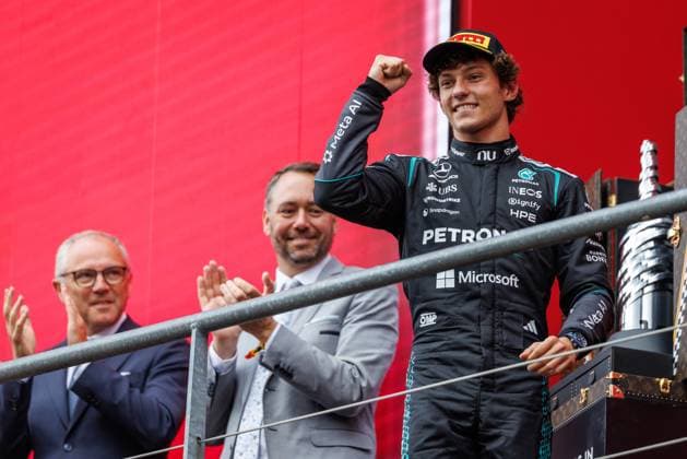 Andrea Kimi Antonelli (Mercedes AMG Petronas F1 Team, 12) bejubelt seinen Sieg, Grosser Preis von Belgien, Motorsport, Formel 1, Saison 2026, 19.07.2026 Grosser Preis von Belgien, Motorsport, Formel 1, Saison 2026, 19.07.2026 Spa Franchorchamps *** Andrea Kimi Antonelli of the Mercedes AMG Petronas F1 Team, 12, celebrates his victory at the Belgian Grand Prix, Motorsports, Formula 1, 2026 Season, July 19, 2026 Belgian Grand Prix, Motorsports, Formula 1, 2026 Season, July 19, 2026 Spa-Francorchamps Copyright: xEibner-Pressefoto AlexanderxNeisx EP_ANS