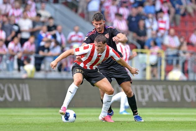 2026.07.19 Krakow Pilka nozna , sezon 2026 27 , sparing , mecz sparingowy , mecz towarzyski w ramach obchodow jubileuszu Cracovii Cracovia Krakow - Sevilla FC N z Mauro Perkovic, Kike Salas Foto Krzysztof Porebski PressFocus 2026.07.19 Krakow Football , friendly game , anniversary of Cracovia , 2026 2027 season Cracovia Krakow - Sevilla FC Mauro Perkovic, Kike Salas Credit: Krzysztof Porebski PressFocus NEWSPIX.PL --- newspix.pl 