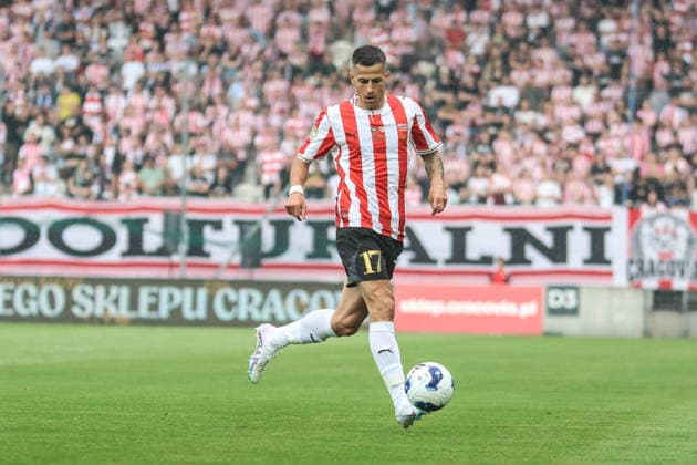 Krakow 19.07.2026. Pilka nozna Mecz jubileuszowy Cracovia - Sevilla FC --- Football friendly match Cracovia - Sevilla FC nz Martin Minchev Fot. Konrad Swierad Arena Akcji NEWSPIX.PL --- newspix.pl 