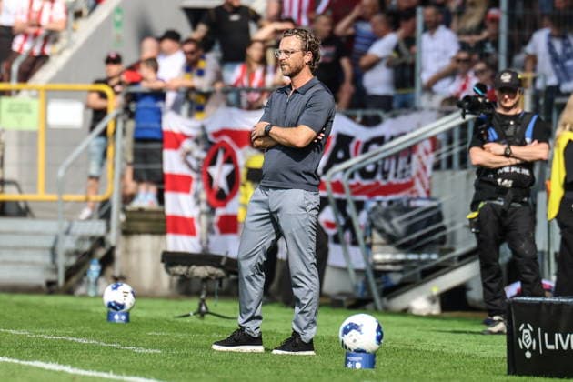 Krakow 19.07.2026. Pilka nozna Mecz jubileuszowy Cracovia - Sevilla FC --- Football friendly match Cracovia - Sevilla FC nz Bartosz Grzelak Fot. Konrad Swierad Arena Akcji NEWSPIX.PL --- newspix.pl 