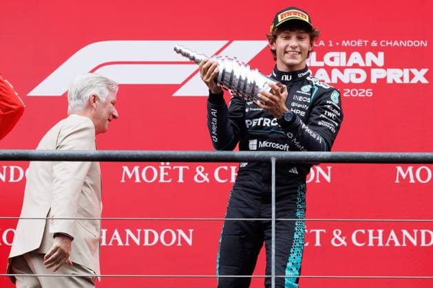 King Philippe - Filip of Belgium and Mercedes Italian rider Kimi Antonelli pictured on the podium after the start of the Grand Prix F1 of Belgium race, in Spa-Francorchamps, Sunday 19 July 2026. The Spa-Francorchamps Formula One Grand Prix takes place this weekend, from July 17th to July 19th. BENOITxDOPPAGNE  x181479720x