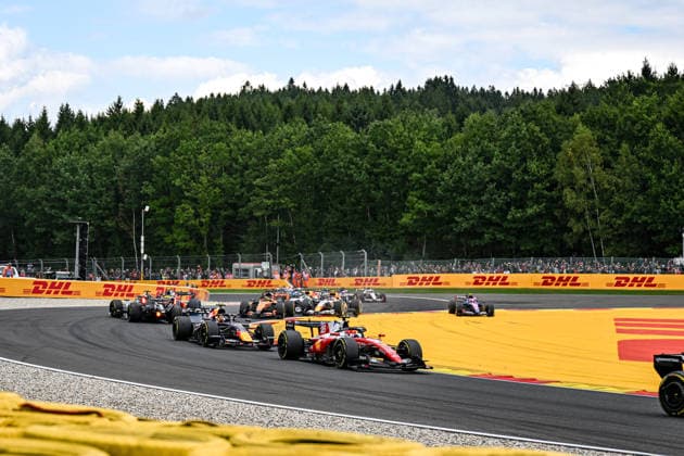 Formula One GP Spa Francorchamps, Belgium. Sunday, July 19, 2026 George Russell 63, Mercedes-AMG Petronas F1 Team crashes with Lewis Hamilton 44, Scuderia Ferrari HP; Formula One GP Spa Francorchamps, Belgium. Sunday, July 19, 2026 *** Formula One Grand Prix at Spa-Francorchamps, Belgium, Sunday, July 19, 2026: George Russell (63), Mercedes AMG Petronas F1 Team, crashes with Lewis Hamilton (44), Scuderia Ferrari HP. Formula One Grand Prix at Spa-Francorchamps, Belgium, Sunday, July 19, 2026 Copyright: xBEAUTIFULxSPORTS Erlhofx