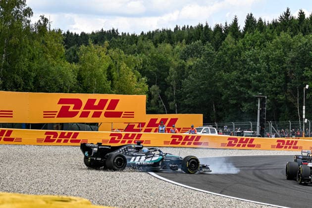 Formula One GP Spa Francorchamps, Belgium. Sunday, July 19, 2026 George Russell 63, Mercedes-AMG Petronas F1 Team crashes with Lewis Hamilton 44, Scuderia Ferrari HP; Formula One GP Spa Francorchamps, Belgium. Sunday, July 19, 2026 *** Formula One Grand Prix at Spa-Francorchamps, Belgium, Sunday, July 19, 2026: George Russell (63), Mercedes AMG Petronas F1 Team, crashes with Lewis Hamilton (44), Scuderia Ferrari HP. Formula One Grand Prix at Spa-Francorchamps, Belgium, Sunday, July 19, 2026 Copyright: xBEAUTIFULxSPORTS Erlhofx