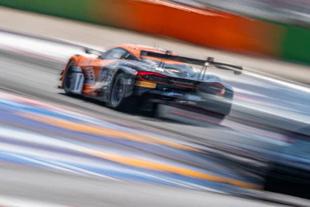 IPA86811071 - Mikey PORTER and Guilherme OLIVEIRA driving the ( 5) McLaren 720S GT3 EVO for Optimum Motorsport during Round 5 of the GT World Challenge at Misano, Italy, on July 19, 2026  Copyright: xLucaxRossini IPAxSportx xx 86811071