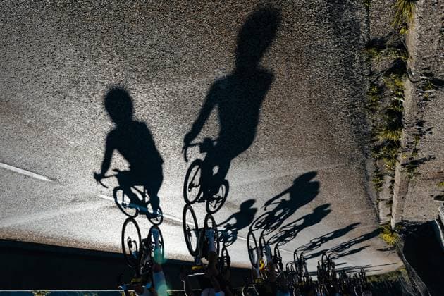 ETAPE DU TOUR 2026 PHOTOPQR LE DAUPHINE Jean-Baptiste BORNIER ; Le Bourg-d Oisans ; 19 07 2026 ; Le Bourg-d Oisans (Isère), le dimanche 19 juillet 2026. Près de 16 000 cyclistes ont participé à l Etape du Tour entre le Bourg-d Oisans et l Alpe D Huez. Dans la montée du col de la Croix de Fer. Photo : Le DL Jean-Baptiste Bornier - CYCLING TOUR DE FRANCE STAGE 15 stage 15 of the 2026 Tour de France cycling race, a stage of 184km from Champagnole to Plateau de Solaison, on Sunday 19 July 2026. The 113th edition of the Tour de France starts on Saturday 4 July in Barcelona, Spain, and will finish in Paris, France on the 26th of July. Le Bourg-d Oisans Isère Rhône-Alpes France  Copyright: xPHOTOPQR LExDAUPHINE MAXPPPxJean-BaptistexBORNIERx 20260719JDL8582 20260719JDL8582