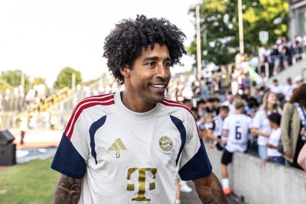 SSV Ulm 1846 Fußball vs FC Bayern München II, Fussball, Freundschaftsspiel, Saisoneröffnung SSV Ulm 1846 Fußball, Donaustadion Ulm 19.07.26 Freisteller Einzelbild Portrait Porträt Dante ((FC Bayern München II, Cheftrainer) SSV Ulm 1846 Fußball vs FC Bayern München II, Fussball, Freundschaftsspiel, Saisoneröffnung SSV Ulm 1846 Fußball, Donaustadion Ulm 19.07.26 Foto: Lucca Fundel Ulm Donaustadion Baden-Württemberg Deutschland *** SSV Ulm 1846 Soccer vs. FC Bayern Munich II, Soccer, Friendly Match, SSV Ulm 1846 Soccer Season Opener, Donaustadion Ulm, July 26, 2019; cropped single image, portrait of Dante, FC Bayern Munich II; head coach of SSV Ulm 1846 Soccer vs. FC Bayern Munich II, soccer, friendly match, season opener for SSV Ulm 1846 Soccer, Donaustadion Ulm, July 26, 2019, Photo by Lucca Fundel, Ulm, Donaustadion, Baden-Württemberg, Germany