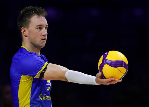 WomenÕs Volleyball Nations League - Belgrade 2026 Ukraine s Oleh Plotnytskyi serves the ball during the MenÕs Volleyball Nations League Pool 7 match between Germany and Ukraine at Belgrade Arena on July 19, 2026 in Belgrade, Serbia. Belgrade Serbia Copyright: xSrdjanxStevanovicx x
