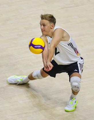 WomenÕs Volleyball Nations League - Belgrade 2026 Germany s Leonard Graven during the MenÕs Volleyball Nations League Pool 7 match between Germany and Ukraine at Belgrade Arena on July 19, 2026 in Belgrade, Serbia. Belgrade Serbia Copyright: xSrdjanxStevanovicx x