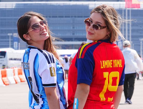 Spain v Argentina - FIFA World Cup, WM, Weltmeisterschaft, Fussball 2026 - Final NEW JERSEY, UNITED STATES - JULY 19: Fans gather prior the FIFA World Cup 2026 Final match between Spain and Argentina at New Jersey Stadium (MetLife Stadium) in East Rutherford, New Jersey, USA, on July 19, 2026. Evrim Aydin Anadolu New Jersey United States. Editorial use only. Please get in touch for any other usage.  Copyright: x2026xAnadoluxEvrimxAydinx