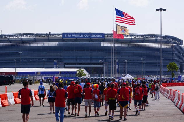 Spain v Argentina - FIFA World Cup, WM, Weltmeisterschaft, Fussball 2026 - Final NEW JERSEY, UNITED STATES - JULY 19: Fans gather prior the FIFA World Cup 2026 Final match between Spain and Argentina at New Jersey Stadium (MetLife Stadium) in East Rutherford, New Jersey, USA, on July 19, 2026. Evrim Aydin Anadolu New Jersey United States. Editorial use only. Please get in touch for any other usage.  Copyright: x2026xAnadoluxEvrimxAydinx