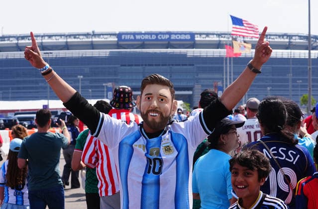 Spain v Argentina - FIFA World Cup, WM, Weltmeisterschaft, Fussball 2026 - Final NEW JERSEY, UNITED STATES - JULY 19: Fans gather prior the FIFA World Cup 2026 Final match between Spain and Argentina at New Jersey Stadium (MetLife Stadium) in East Rutherford, New Jersey, USA, on July 19, 2026. Evrim Aydin Anadolu New Jersey United States. Editorial use only. Please get in touch for any other usage.  Copyright: x2026xAnadoluxEvrimxAydinx