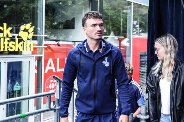 Fussball, 3.Liga Saison 2026 2027 Saisonvorbereitung MSV Duisburg auf dem Duisburger Stadtfest 19.07.2026, Königstrasse Duisburg Dennis Borkowski (MSV Duisburg, 25) Duisburg Königstrasse Nordrhein-Westfalen Deutschland *** Sports, Soccer, 3rd Division, 2026–2027 Season, MSV Duisburg s preseason preparations at the Duisburg City Festival on July 19, 2026, Königstrasse, Duisburg; Dennis Borkowski, MSV Duisburg, 25, Duisburg, Königstrasse, North Rhine-Westphalia, Germany
