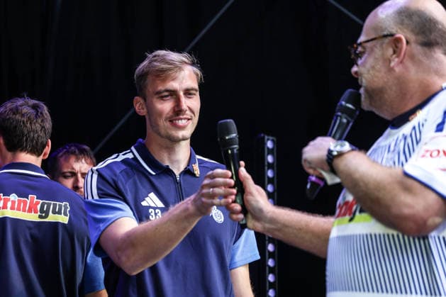 Fussball, 3.Liga Saison 2026 2027 Saisonvorbereitung MSV Duisburg auf dem Duisburger Stadtfest 19.07.2026, Königstrasse Duisburg Toni Stahl (MSV Duisburg, 33) Duisburg Königstrasse Nordrhein-Westfalen Deutschland *** Sports, Soccer, 3rd Division, 2026–2027 Season, MSV Duisburg s preseason preparations at the Duisburg City Festival on July 19, 2026, Königstrasse, Duisburg; Toni Stahl, MSV Duisburg, 33, Duisburg, Königstrasse, North Rhine-Westphalia, Germany