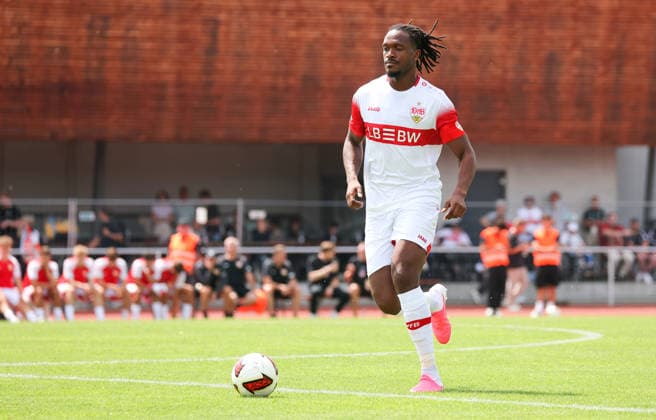 19.07.2026, Deutschland, Balingen, Fußball Bundesliga, Saison 2026 2027, Testspiel, TSG Balingen vs. VfB Stuttgart, Dan-Axel Zagadou (VfB) *** July 19, 2026, Germany, Balingen, Bundesliga, 2026–2027 season, Friendly match, TSG Balingen vs. VfB Stuttgart, Dan Axel Zagadou (VfB)
