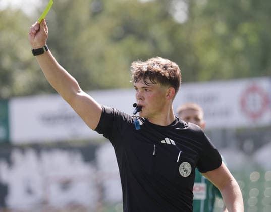 Schiedsrichter Simon pieper Fussball, Herren, Saison 2026 2027, SHFV-Pokal Achtelfinale, VfB Luebeck gegen Kaltenkirchener TS , 4-1 DFL REGULATIONS PROHIBIT ANY USE OF PHOTOGRAPHS AS IMAGE SEQUENCES AND OR QUASI-VIDEO. *** Referee Simon Pieper, Soccer, Men s, 2026–2027 Season, SHFV Cup Round of 16, VfB Lübeck vs. Kaltenkirchener TS, 4–1. DFL regulations prohibit any use of photographs as image sequences and or quasi-video.