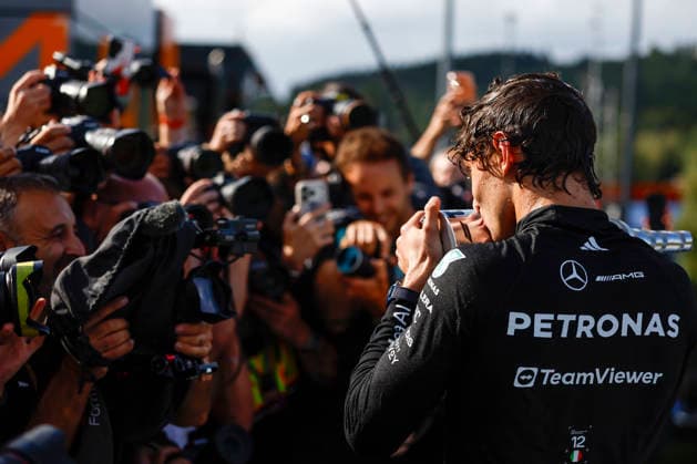 Spa Francorchamps: Motorsport: FIA Formula One World Championship, WM, Weltmeisterschaft Grand Prix of Belgium, Belgien, Spa Francorchamps, GP, on July, 19, 2026, (Photo by Hoch Zwei) 12 KIMI ANTONELLI Andrea (ita), Mercedes AMG F1 Team W17, Celebrating his victory, win, Gewinn, Gewinner Spa Francorchamps Belgium *** Spa Francorchamps Motorsport FIA Formula One World Championship, Belgian Grand Prix, Belgium, Spa Francorchamps, GP, on July 19, 2026, Photo by Hoch Zwei 12 KIMI ANTONELLI Andrea (ITA), Mercedes AMG F1 Team W17, Celebrating his victory, win, winner, Spa Francorchamps, Belgium