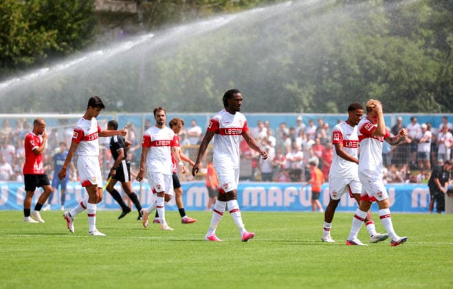 19.07.2026, Deutschland, Balingen, Fußball Bundesliga, Saison 2026 2027, Testspiel, TSG Balingen vs. VfB Stuttgart, v.l. Chema (VfB), Jovan Milosevic (VfB), Dan-Axel Zagadou (VfB), Nikolas Nartey (VfB), Finn Jeltsch (VfB) *** July 19, 2026, Germany, Balingen, Bundesliga, 2026–2027 season, Friendly match, TSG Balingen vs. VfB Stuttgart, from left: Chema (VfB), Jovan Milosevic (VfB), Dan Axel Zagadou (VfB), Nikolas Nartey (VfB), Finn Jeltsch (VfB)