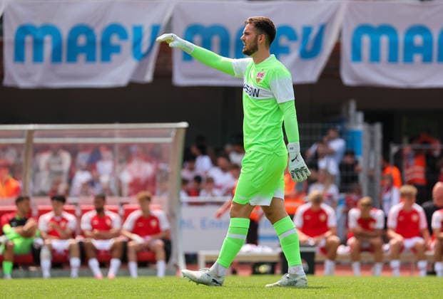 19.07.2026, Deutschland, Balingen, Fußball Bundesliga, Saison 2026 2027, Testspiel, TSG Balingen vs. VfB Stuttgart, Dennis Seimen (VfB) *** July 19, 2026, Germany, Balingen, Bundesliga, 2026–2027 season, Friendly match, TSG Balingen vs. VfB Stuttgart, Dennis Seimen (VfB)