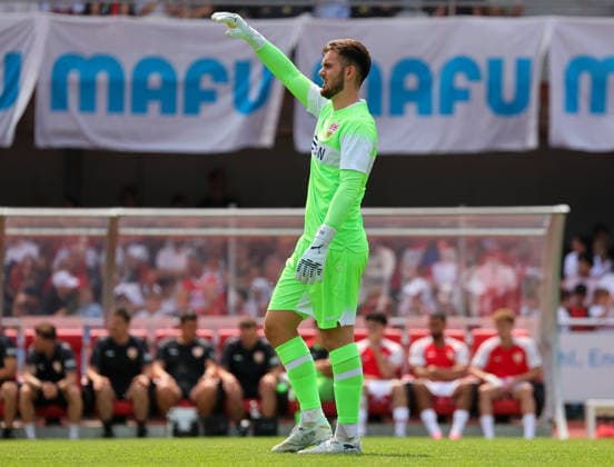 19.07.2026, Deutschland, Balingen, Fußball Bundesliga, Saison 2026 2027, Testspiel, TSG Balingen vs. VfB Stuttgart, Dennis Seimen (VfB) *** July 19, 2026, Germany, Balingen, Bundesliga, 2026–2027 season, Friendly match, TSG Balingen vs. VfB Stuttgart, Dennis Seimen (VfB)