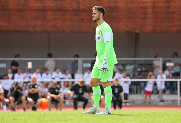 19.07.2026, Deutschland, Balingen, Fußball Bundesliga, Saison 2026 2027, Testspiel, TSG Balingen vs. VfB Stuttgart, Dennis Seimen (VfB) *** July 19, 2026, Germany, Balingen, Bundesliga, 2026–2027 season, Friendly match, TSG Balingen vs. VfB Stuttgart, Dennis Seimen (VfB)