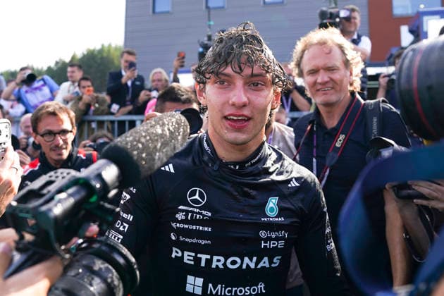 FORMULA ONE BELGIAN GRAND PRIX 2026 Kimi Antonelli 12 (ITA) Mercedes celebrates with his team after winning the race during the Formula 1 Moet & Chandon Belgian Grand Prix 2026, 10th round of the 2026 Formula 1 World Championship, WM, Weltmeisterschaft from 17th - 19th July 2026 at Circuit de Spa-Francorchamps, Stavelot, Belgium. Credit: Robbie Hoad Every Second Media Editorial use only. All images are copyright Every Second Media Limited. No images may be reproduced without prior permission. Copyright: xIMAGO EveryxSecondxMediax ESM-2070-0451 RobbiexHoadx xEveryxSecondxMediax
