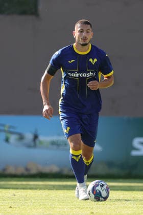 IPA86813267 - Seid Korac of Hellas Verona FC during the friendly match between Hellas Verona and Rovereto at the Sporting Center La Pineta on July 19, 2026, in Folgaria, VI.  Copyright: xEmanuelexPennacchio IPAxSportx xx 86813267