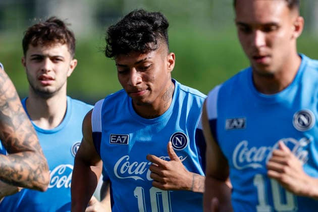 SSC Napoli preseason 2026-27 Napoli s Brazilian forward Alisson Santos during third day SSC Napoli s 2026-27 preseason training camp in val di sole in Trentino, Dimaro Folgarida July, 19 2026. _BPH3471 Copyright: xAntonioxBalascox
