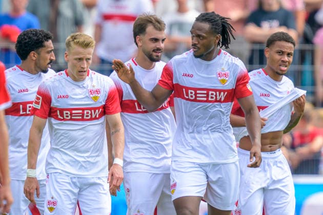 im Bild v.l.: Tor, Treffer, Jubel, Torjubel, Freude, Begeisterung, feiert, nach 0:3 durch Chris Fuehrich ( 10, VFB Stuttgart), GER, Balingen Fussball, Testspiel, TSG Balingen vs VfB Stuttgart in der Bizerba Arena Balingen, 19.07.2026, DFB DFL REGULATIONS PROHIBIT ANY USE OF PHOTOGRAPHS AS IMAGE SEQUENCES AND OR QUASI-VIDEO, *** In the photo, from left: goal, score, celebration, goal celebration, joy, excitement, celebrating, after the 0-3 goal by Chris Fuehrich 10, VFB Stuttgart, GER, Balingen Soccer, Friendly Match, TSG Balingen vs. VfB Stuttgart at the Bizerba Arena in Balingen, July 19, 2026, DFB and DFL regulations prohibit any use of photographs as image sequences and or quasi-video, Copyright: HMBxMedia UwexKoch