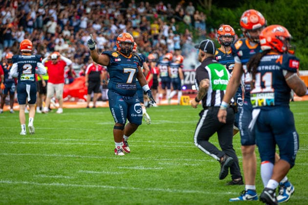 HÃ lio Barros Lima (ifm Razorbacks Ravensburg, 07 Defensive Line) ifm Razorbacks Ravensburg vs Straubing Spiders, American Football, German Football League, Week 11, 2026, 19.07.2026, Weingarten TeleData Stadion am Lindenhof Baden Württemberg Germany Copyright: xFootxBowl SebastianxJustx