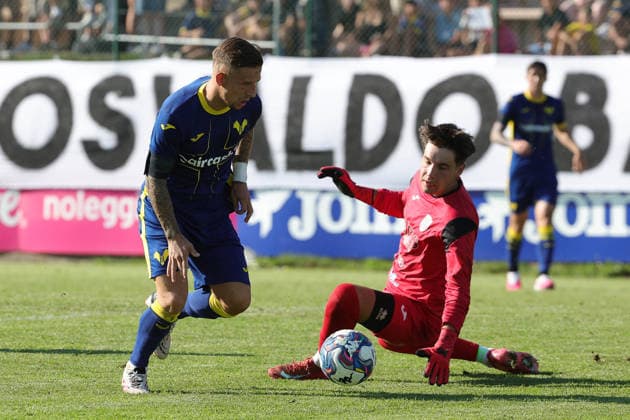 SOCCER - Other - Hellas Verona - Training and Friendly Match Photo by IPA ABACAPRESS.COM86813270 - Tomas Suslov of Hellas Verona FC during the friendly match between Hellas Verona and Rovereto at the Sporting Center La Pineta on July 19, 2026, in Folgaria, VI. Verona Italy  Copyright: xIPAxSport ABACAx