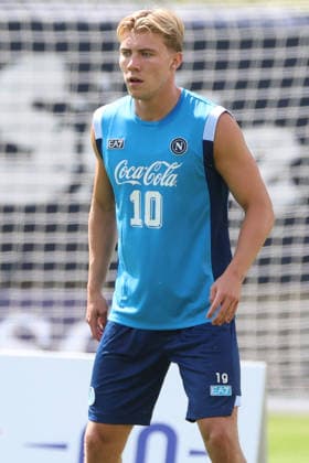 July 19, 2026, Dimaro Folgarida, Trento, Italy: Rasmus Hojlund of Napoli during a training session on Day of the preseason camp of SSC Napoli at stadio Carciato in Dimaro Folgarida, Trento, Italy, on July 19, 2025. Dimaro Folgarida Italy - ZUMAl131 20260719_zsp_l131_004 Copyright: xCiroxDexLucax