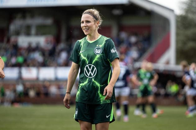 Fußball I Frauen I Testspiel I SV Meppen 1912 e.V. - VfL Wolfsburg I 19.07.2026 Svenja Huth (10, VfL Wolfsburg) Herzlake Hasetalstadion Niedersachsen Deutschland *** Soccer I Women I Friendly Match I SV Meppen 1912 e.V. vs. VfL Wolfsburg I July 19, 2026 Svenja Huth 10, VfL Wolfsburg Herzlake Hasetalstadion Lower Saxony Germany Copyright: xLobeca CedricxSiefkerx