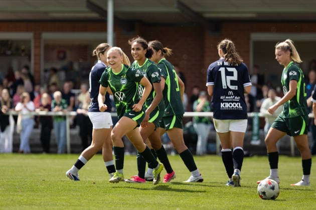 Fußball I Frauen I Testspiel I SV Meppen 1912 e.V. - VfL Wolfsburg I 19.07.2026 Anny Kerim-Lindland (38, VfL Wolfsburg) Jubelt nach einem Tor. Herzlake Hasetalstadion Niedersachsen Deutschland *** Soccer I Women I Friendly Match I SV Meppen 1912 e.V. vs. VfL Wolfsburg I July 19, 2026 Anny Kerim Lindland 38, VfL Wolfsburg celebrates after scoring a goal Herzlake Hasetal Stadium Lower Saxony Germany Copyright: xLobeca CedricxSiefkerx
