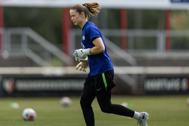 Fußball I Frauen I Testspiel I SV Meppen 1912 e.V. - VfL Wolfsburg I 19.07.2026 Stina Johannes (1, VfL Wolfsburg) Herzlake Hasetalstadion Niedersachsen Deutschland *** Soccer I Women I Friendly Match I SV Meppen 1912 e.V. vs. VfL Wolfsburg I July 19, 2026 Stina Johannes 1, VfL Wolfsburg Herzlake Hasetalstadion Lower Saxony Germany Copyright: xLobeca CedricxSiefkerx