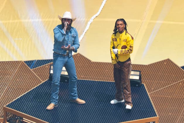 Post Malone und Swae Lee bei der Abschlussfeier der Weltmeisterschaft FIFA World Cup, WM, Weltmeisterschaft, Fussball 2026 Final: Spanien v Argentinien 19 July 2026, FIFA World Cup 2026 Finale: Spanien v Argentinien (Final) at New York New Jersey Stadium in East Rutherford, New Jersey, USA. Photo: Marco Bader *** Post Malone and Swae Lee at the closing ceremony of the 2026 FIFA World Cup Final between Spain and Argentina on July 19, 2026, 2026 FIFA World Cup Final: Spain vs. Argentina at New York–New Jersey Stadium in East Rutherford, New Jersey, USA. Photo by Marco Bader Copyright: HMBxMedia xMarcoxBader