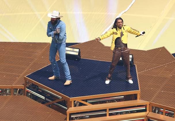Post Malone and Swae Lee perform during the closing ceremony Spain v Argentina, 2026 FIFA World Cup, WM, Weltmeisterschaft, Fussball Final, Football, New York New Jersey Stadium, East Rutherford, New Jersey, USA - 19 Jul 2026East Rutherford New York New Jersey Stadium New Jersey (NJ) United States of America  Copyright: xMichaelxZemanek Shutterstockx 16995475l