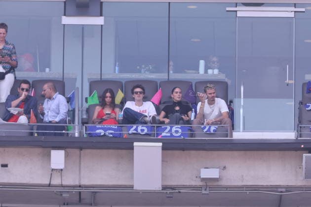 2026 World Cup Final - Romeo And Cruz Beckham And Girlfriends In The Stands - USA (L) Cruz Bekham and girlfriend Jackie Apostel with (R) Romeo Beckham and girlfriend Kim Turnbull in the stands during the Closing ceremony ahead of the FIFA World Cup, WM, Weltmeisterschaft, Fussball 2026 final football match between Spain and Argentina on July 19, 2026 in East Rutherford, NJ, USA. Photo by Charles Guerin ABACAPRESS.COM East Rutherford NJ United States  Copyright: xGuerinxCharles ABACAx