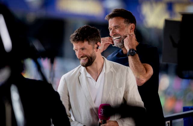 New York, USA 19th Jul 2026. Thomas Müller und Bundestrainer Jürgen Klopp Spain - Argentina World Cup Final Spanien - Argentinien 19.07.2026 *** New York, USA, July 19, 2026 Thomas Müller and German National Team Coach Jürgen Klopp Spain vs. Argentina World Cup Final Spain vs. Argentina July 19, 2026