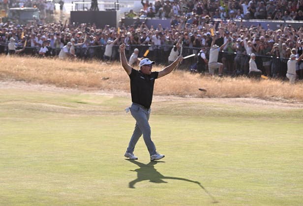Ryan Fox (NZ) celebrates winning the Claret Jug on the 18th Green and Becomes Champion Golfer for 2026 by winning the Open Championship at Royal Birkdale Golf Club, Southport, England, UK 154th Open Golf Championships, Royal Birkdale, Southport, UK - 19 Jul 2026Southport Royal Birkdale United Kingdom  Copyright: xGreigxCowie Shutterstockx 16988299aa