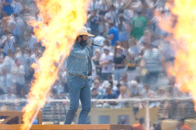 Musiker Post Malone tritt waehrend der Abschlusszeremonie vor dem Spiel auf. USA, FIFA Weltmeisterschaft Finale, Spanien vs Argentinien, East Rutherford, 19.07.2026 FIFA Weltmeisterschaft Finale, Spanien vs Argentinien, East Rutherford, 19.07.2026 East Rutherford *** Musician Post Malone performs during the closing ceremony before the USA game, FIFA World Cup Final, Spain vs. Argentina, East Rutherford, July 19, 2026 FIFA World Cup Final, Spain vs. Argentina, East Rutherford, July 19, 2026 East Rutherford Copyright: xEibner-Pressefoto ScottxColemanx EP_SCN