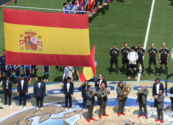 FIFA World Cup, WM, Weltmeisterschaft, Fussball 2026 final - Spain vs Argentina Spanish Brass perform the Spanish national anthem ahead of the FIFA World Cup 2026 final match Spain against Argentina, in New Jersey, USA, 19 July 2026. EAST RUTHERFORD United States  Copyright: xSARAHxYENESELx