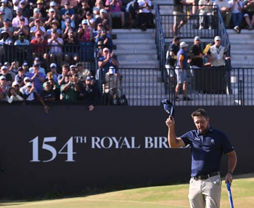 Bryson Dechambeau (USA) looks visibly upset after finishing his round on the 18th Green, as despite some fantastic support he suffered some horrible abuse accusing him of being a cheat 154th Open Golf Championships, Royal Birkdale, Southport, UK - 19 Jul 2026Southport Royal Birkdale United Kingdom  Copyright: xGreigxCowie Shutterstockx 16988299bt