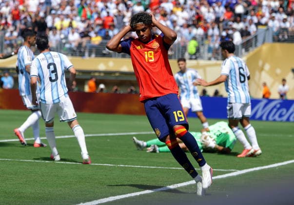 FIFA World Cup, WM, Weltmeisterschaft, Fussball 2026 final - Spain vs Argentina Lamine Yamal of Spain reacts during the FIFA World Cup 2026 final match Spain against Argentina, in New Jersey, USA, 19 July 2026. EAST RUTHERFORD United States  Copyright: xCHRISTOPHERxNEUNDORFx