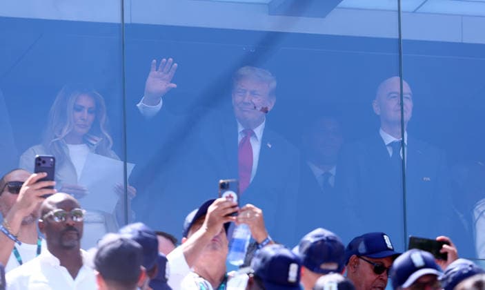 New Jersey, USA, 19th July 2026. President Trump (c) waves alongside FIFA President Gianni Infantino (r) during the Spain vs Argentina FIFA World Cup, WM, Weltmeisterschaft, Fussball final match at the Metlife Stadium, New Jersey. Picture credit should read: Paul Terry Sportimage EDITORIAL USE ONLY. No use with unauthorised audio, video, data, fixture lists, club league logos or live services. Online in-match use limited to 120 images, no video emulation. No use in betting, games or single club league player publications. SPI_033_PT_Spain_Argentina SPI-4862-0029
