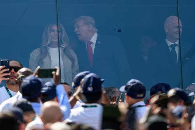 260719 Melania Trump, Donald Trump, President of USA, and Gianni Infantino, President of FIFA, during the FIFA World Cup, WM, Weltmeisterschaft, Fussball 2026 final football match between Spain and Argentina on July 19, 2026 in East Rutherford, New Jersey. Photo: Joel Marklund BILDBYRAN kod JM JM0829 bbeng fotboll football soccer fotball vm fotbolls-vm fotball-vm fotbolls-vm 2026 fifa world cup 2026 final *** July 19, 2026: Melania Trump, Donald Trump, President of the United States, and Gianni Infantino, President of FIFA, during the 2026 FIFA World Cup final soccer match between Spain and Argentina on July 19, 2026 in East Rutherford, New Jersey. Photo by Joel Marklund. BILDBYRAN code JM JM0829 bbeng soccer football soccer World Cup soccer World Cup 2026 FIFA World Cup 2026 final  Copyright: JOELxMARKLUND BB260719JM028