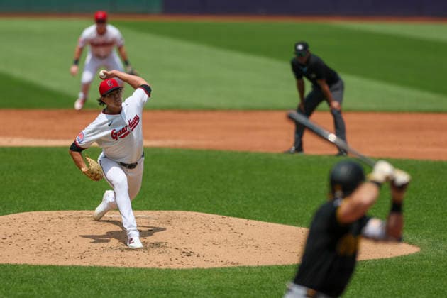 MLB, Baseball Herren, USA 2026: Pirates Vs Guardians JUL 19 July 19, 2026: Cleveland Guardians hitting coach Grant Fink (56) throws a pitch during the second inning of the Major League Baseball game between the Pittsburgh Pirates and Cleveland Guardians at Progressive Field in Cleveland, Ohio. Brian Fisher CSM (Credit Image: Â Brian Fisher Cal Media) Cleveland Ohio United States of America EDITORIAL USE ONLY Copyright: xx ZUMA-20260719_zma_c04_014.jpg BrianxFisherx csmphotothree504887