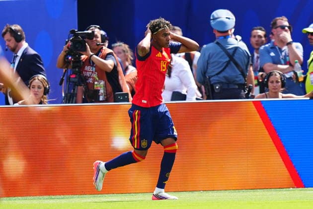 Spain v Argentina - FIFA World Cup, WM, Weltmeisterschaft, Fussball 2026 - Final EAST RUTHERFORD, NEW JERSEY - JULY 19: Lamine Yamal of Spain gestures during the FIFA World Cup 2026 Final match between Spain and Argentina at New York New Jersey Stadium in East Rutherford, New Jersey, USA on July 19, 2026. Evrim Aydin Anadolu New Jersey United States. Editorial use only. Please get in touch for any other usage.  Copyright: x2026xAnadoluxEvrimxAydinx